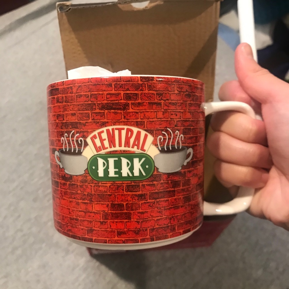 FRIENDS CENTRAL PERK MUG